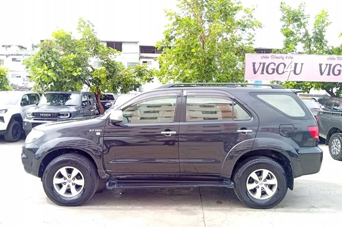 TOYOTA 4WD 2007 2.7V AT FORTUNER BLACK  7736 full
