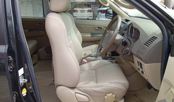 TOYOTA 4WD 2007 2.7V AT FORTUNER BLACK  7736 full