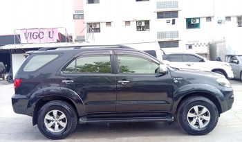 TOYOTA 4WD 2007 2.7V AT FORTUNER BLACK  7736 full