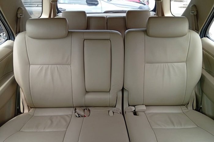 TOYOTA 4WD 2007 2.7V AT FORTUNER BLACK  7736 full