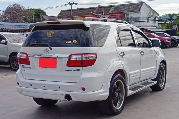 TOYOTA 4WD 2008 3.0V AT FORTUNER WHITE   9058 full
