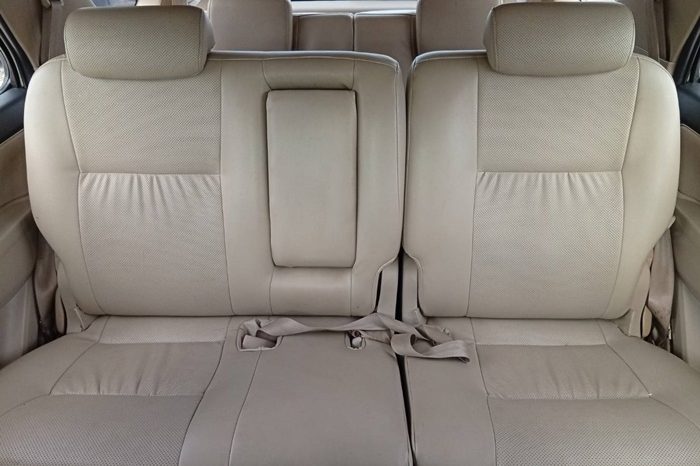 TOYOTA 4WD 2008 3.0V AT FORTUNER WHITE   9058 full