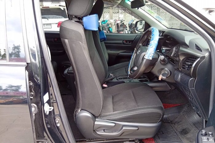 REVO 2WD 2019 2.4J AT DOUBLE CAB BLACK  4742 full