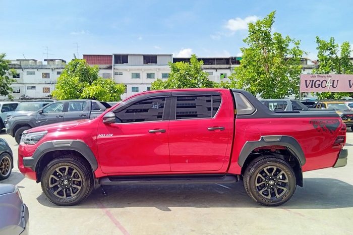 ROCCO PRE 2025 2.4 HIGHT AT DOUBLE CAB RED  1475 full