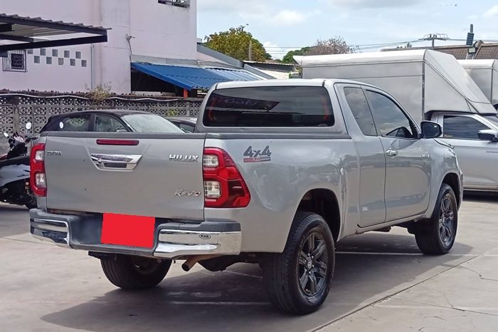 REVO 4WD 2021 2.4 MID MT SMART CAB SILVER  4259 full