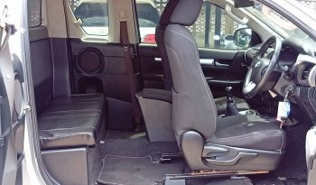 REVO 4WD 2021 2.4 MID MT SMART CAB SILVER  4259 full