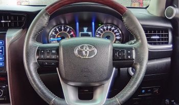 TOYOTA 2WD 2016 2.7V AT FORTUNER WHITE  6915 full