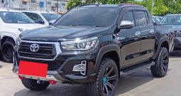 REVO PRE 2019 2.4E AT DOUBLE CAB BLACK  493