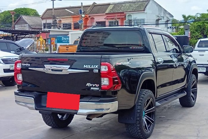 REVO PRE 2019 2.4E AT DOUBLE CAB BLACK  493 full