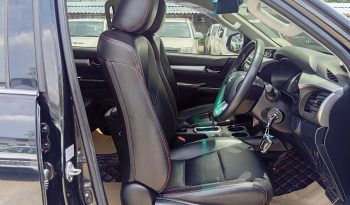 REVO PRE 2019 2.4E AT DOUBLE CAB BLACK  493 full