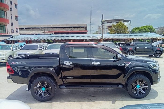 REVO PRE 2019 2.4E AT DOUBLE CAB BLACK  493 full