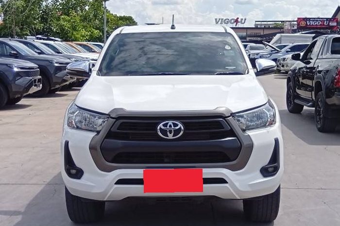 REVO PRE 2021 2.4 ENTRY AT DOUBLE CAB WHITE  3691 full