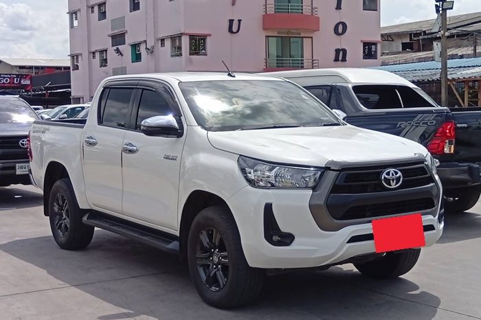 REVO PRE 2021 2.4 ENTRY AT DOUBLE CAB WHITE  3691 full