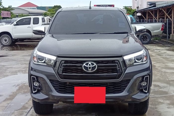 REVO PRE 2019 2.4E AT DOUBLE CAB GREY  9414 full