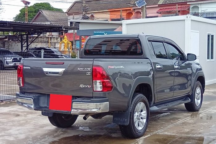 REVO PRE 2019 2.4E AT DOUBLE CAB GREY  9414 full