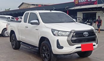 REVO PRE 2022 2.4 ENTRY AT SMART CAB WHITE  8965 full
