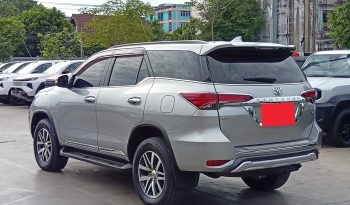 TOYOTA 4WD 2016 2.8V AT FORTUNER SILVER  9872 full