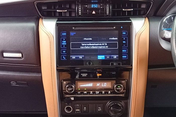 TOYOTA 4WD 2016 2.8V AT FORTUNER SILVER  9872 full