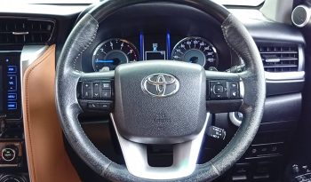TOYOTA 4WD 2016 2.8V AT FORTUNER SILVER  9872 full
