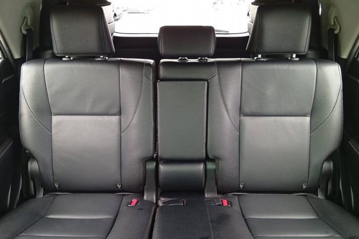 TOYOTA 2WD 2021 2.4V AT FORTUNER WHITE  9756 full