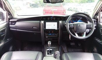 TOYOTA 2WD 2021 2.4V AT FORTUNER WHITE  9756 full