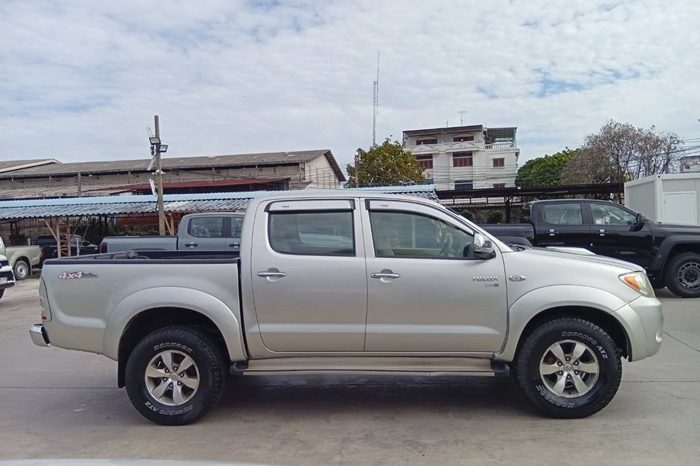 VIGO 4WD 2006 2.5E MT DOUBLE CAB SILVER  4589 full