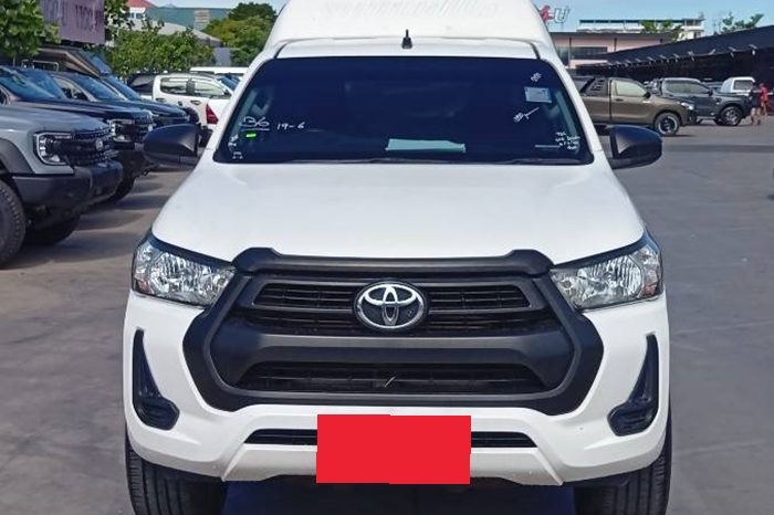 REVO 4WD 2021 2.8 ENTRY MT STANDARD WHITE  7081 full