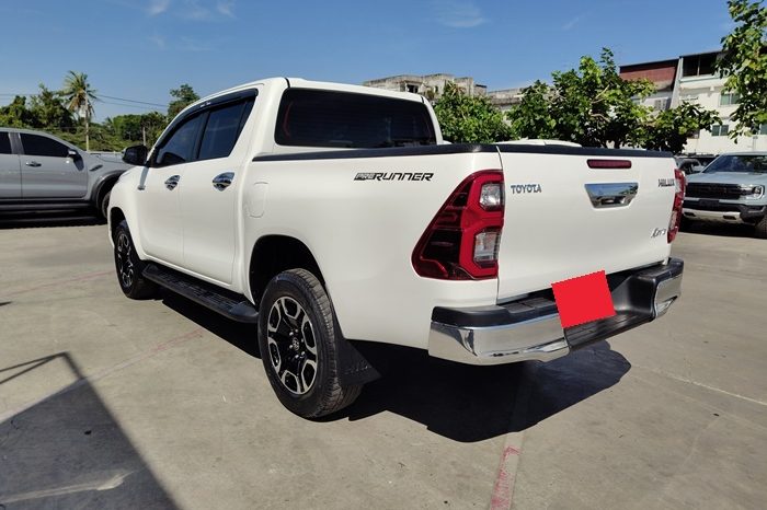 REVO PRE 2021 2.4 MID AT DOUBLE CAB WHITE  8805 full