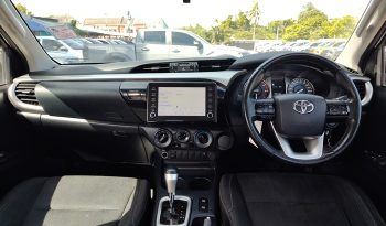 REVO PRE 2021 2.4 MID AT DOUBLE CAB WHITE  8805 full