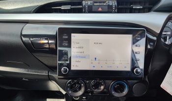 REVO PRE 2021 2.4 MID AT DOUBLE CAB WHITE  8805 full