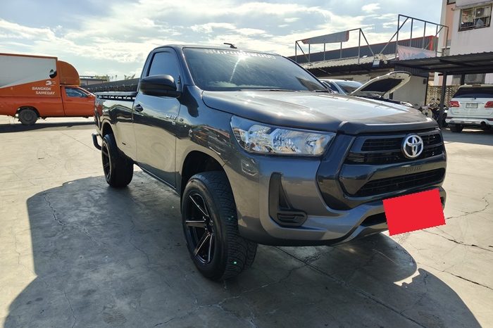REVO 4WD 2021 2.8J MT STANDARD DARK GREY  9439 full