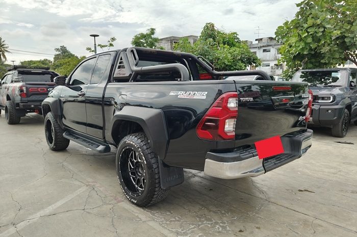 REVO PRE 2022 2.4 MID AT SAMRT CAB BLACK  9003 full