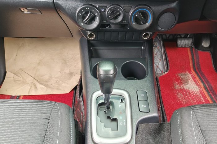REVO PRE 2022 2.4 MID AT SAMRT CAB BLACK  9003 full