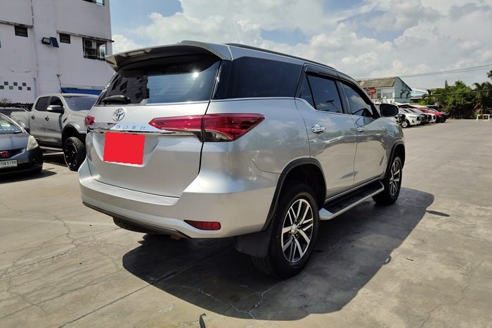 TOYOTA 4WD 2019 2.7V AT FORTUNER SILVER  6701 full