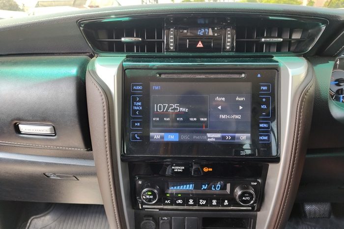 TOYOTA 4WD 2019 2.7V AT FORTUNER SILVER  6701 full