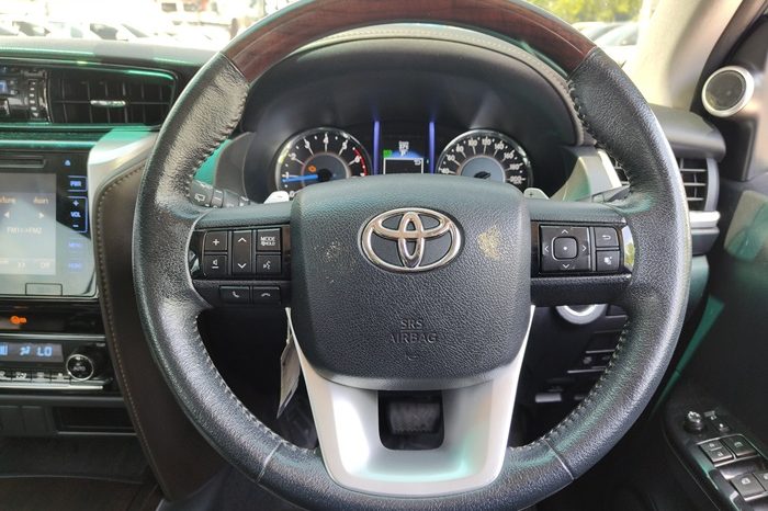TOYOTA 4WD 2019 2.7V AT FORTUNER SILVER  6701 full