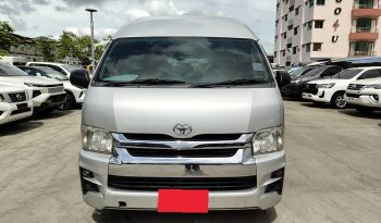 TOYOTA 2WD 2017 3.0 MT COMMUTER SILVER  2044 full