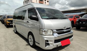 TOYOTA 2WD 2017 3.0 MT COMMUTER SILVER  2044 full
