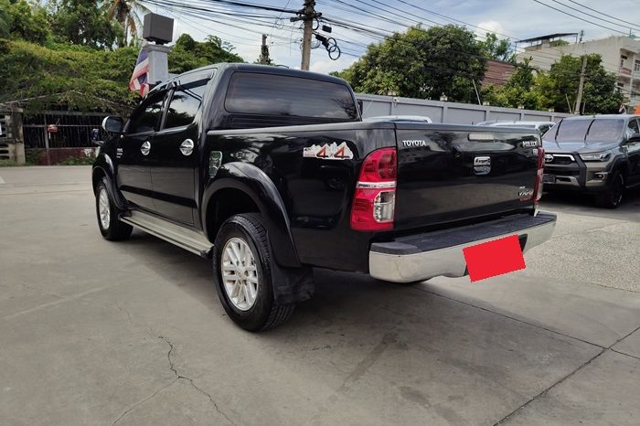 VIGO 4WD 2014 3.0G MT DOUBLE CAB BLACK  6489 full