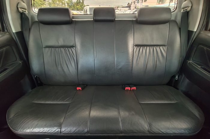 VIGO 4WD 2014 3.0G MT DOUBLE CAB BLACK  6489 full