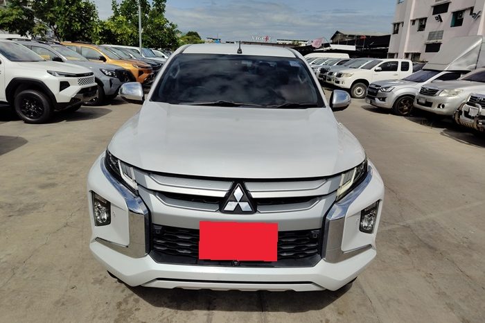 MITSUBISHI 4WD 2019 2.4 AT DOUBLE CAB WHITE 3978 full