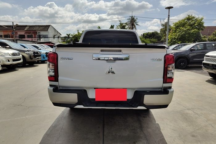 MITSUBISHI 4WD 2019 2.4 AT DOUBLE CAB WHITE 3978 full