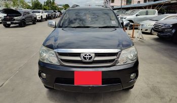 TOYOTA 4WD 2005 2.7V AT FORTUNER BLACK  9111 full