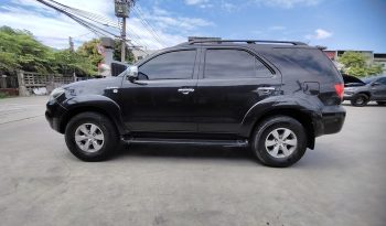TOYOTA 4WD 2005 2.7V AT FORTUNER BLACK  9111 full
