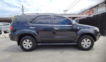 TOYOTA 4WD 2005 2.7V AT FORTUNER BLACK  9111 full