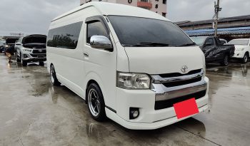 TOYOTA 2WD 2019 3.0 AT COMMUTER WHITE  3884 full