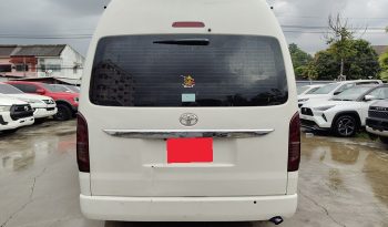 TOYOTA 2WD 2019 3.0 AT COMMUTER WHITE  3884 full