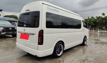 TOYOTA 2WD 2019 3.0 AT COMMUTER WHITE  3884 full