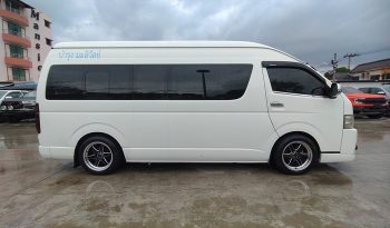 TOYOTA 2WD 2019 3.0 AT COMMUTER WHITE  3884 full