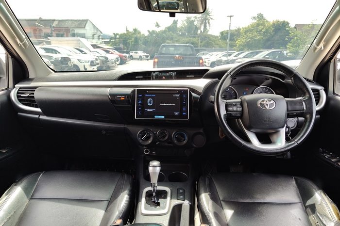 REVO PRE 2019 2.4E AT DOUBLE CAB BLACK  4191 full